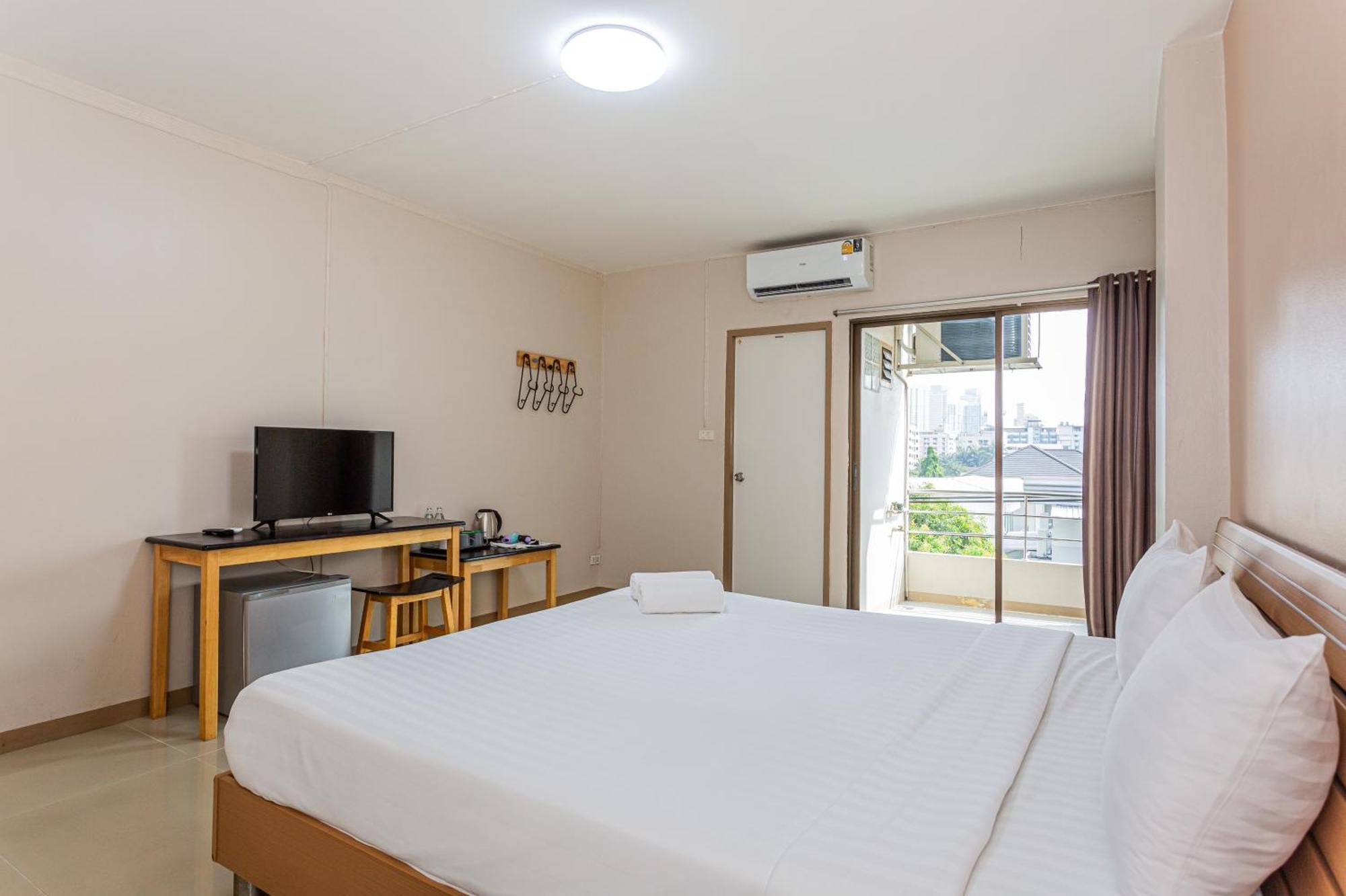 Ck2 Hotel Бангкок Екстер'єр фото